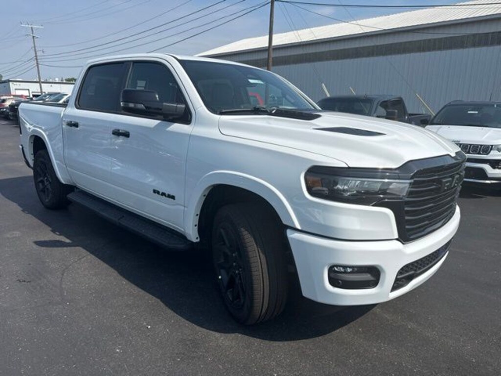 New 2026 Ram 1500 LARAMIE CREW CAB 4X4 5'7 BOX Pickup