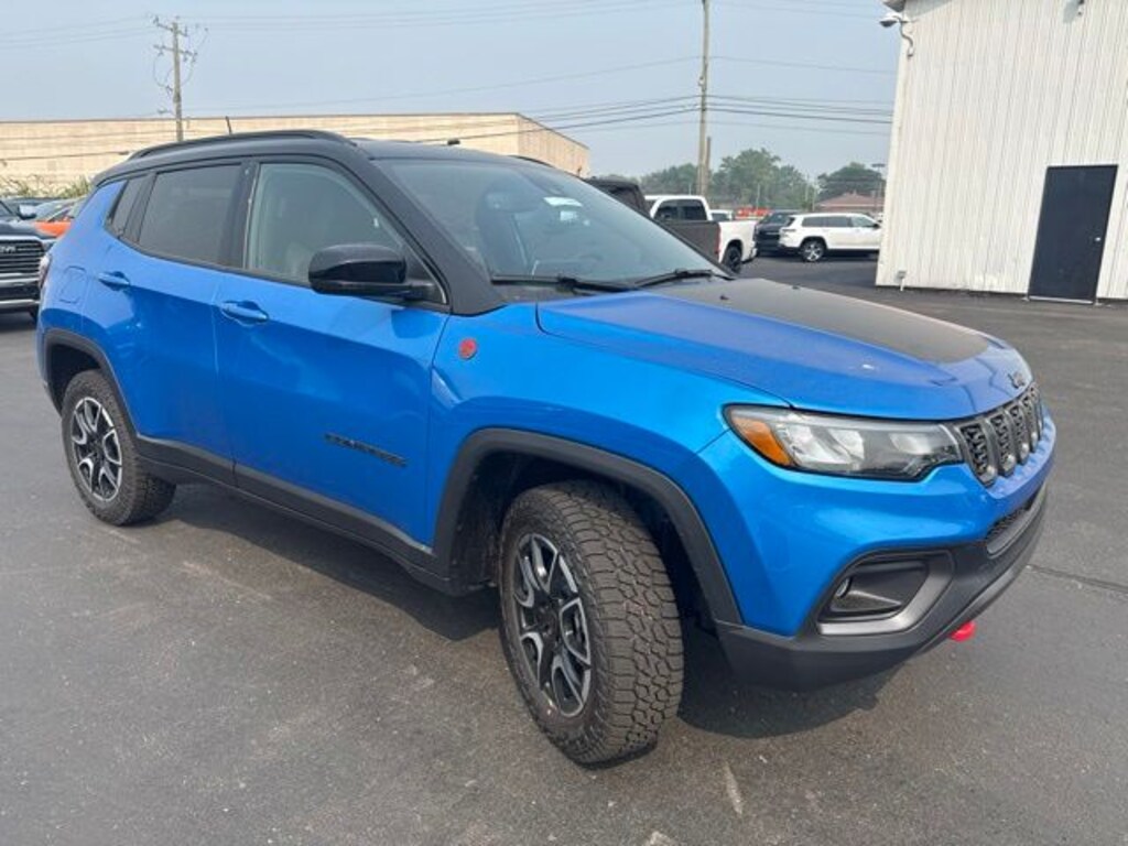 Used 2026 Jeep Compass Trailhawk SUV