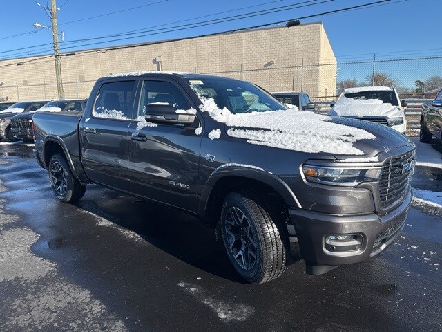 2026 Ram 1500 Laramie photo 3