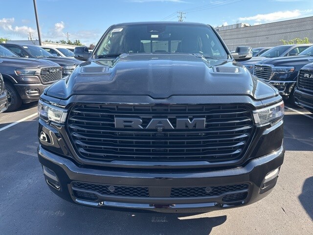 2026 Ram 1500 Laramie photo 2