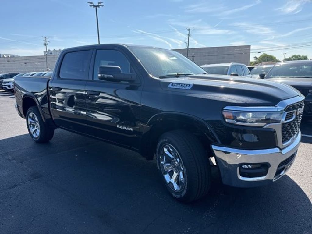New 2026 Ram 1500 BIG HORN CREW CAB 4X4 5'7 BOX Pickup