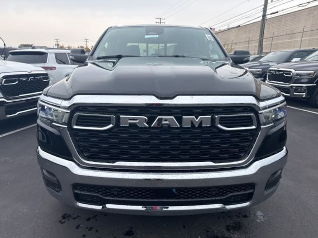 New 2026 Ram 1500 BIG HORN CREW CAB 4X4 5'7 BOX Pickup