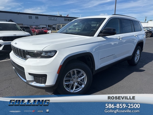 2025 Jeep Grand Cherokee L Laredo's photo