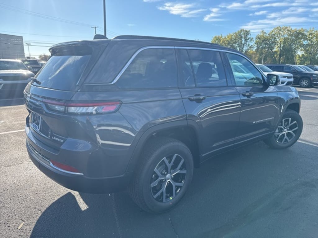 New 2025 Jeep Grand Cherokee LIMITED 4X4 Sport Utility