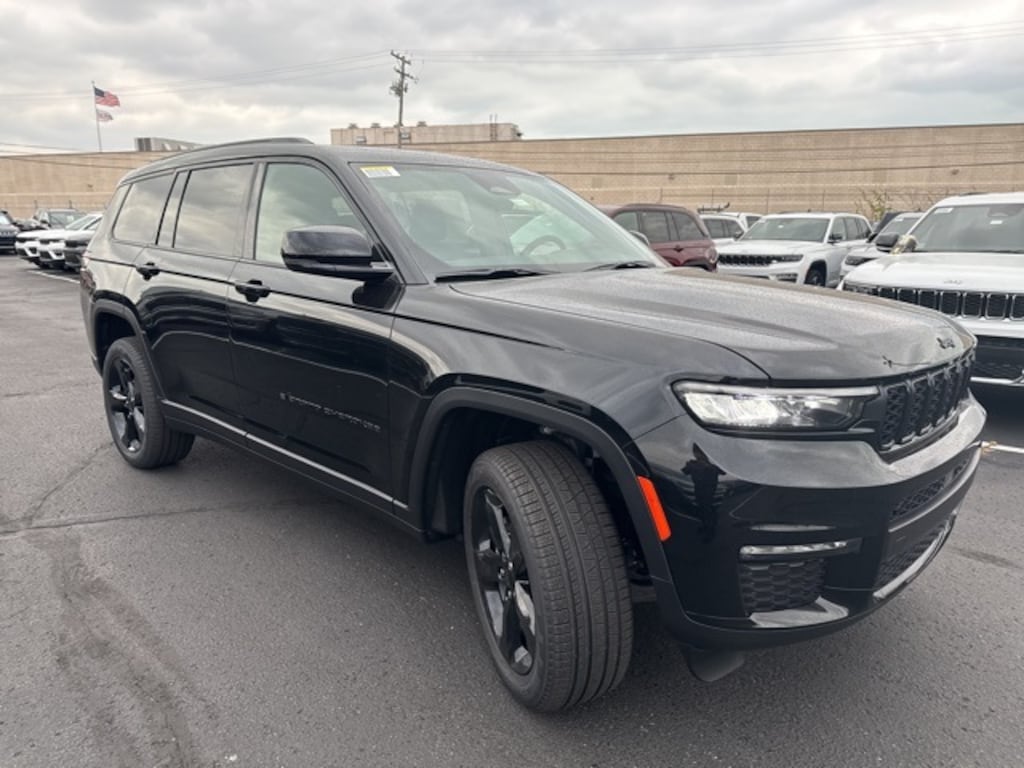 New 2025 Jeep Grand Cherokee L LIMITED 4X4 Sport Utility