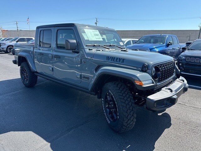 2024 Jeep Gladiator Sport photo 3