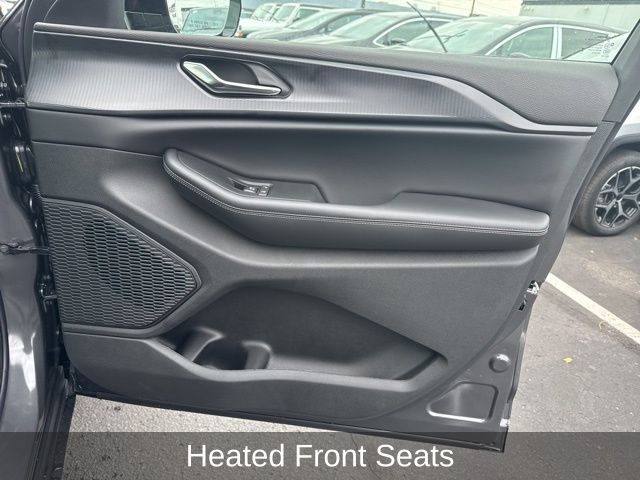 2025 Jeep Grand Cherokee Altitude - Photo 32