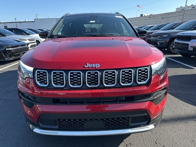 Used 2025 Jeep Compass Limited with VIN 3C4NJDCN9ST586091 for sale in Bloomfield, MI