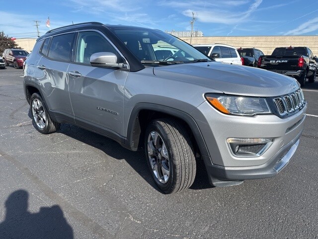 2020 Jeep Compass Limited photo 2