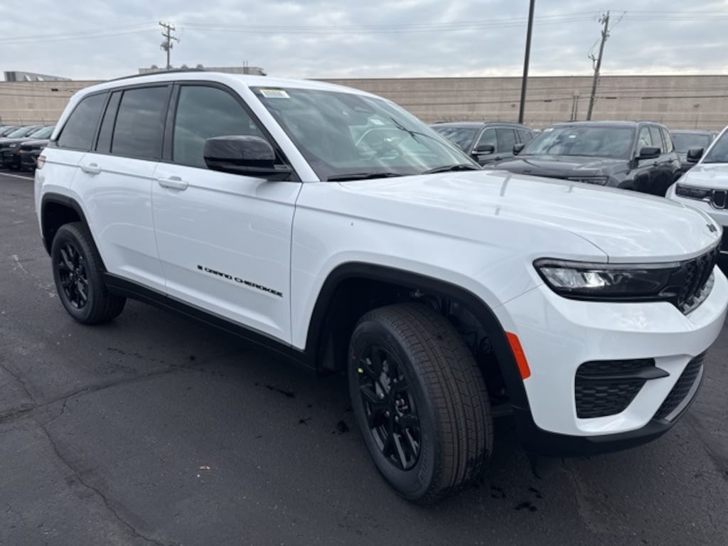 New 2025 Jeep Grand Cherokee ALTITUDE X 4X4 Sport Utility