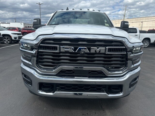 2025 Ram 2500 Big Horn photo 2