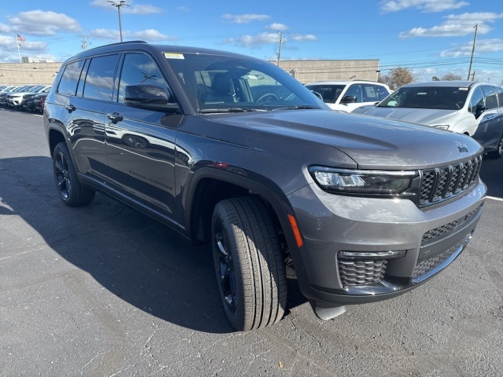New 2025 Jeep Grand Cherokee L LIMITED 4X4 Sport Utility