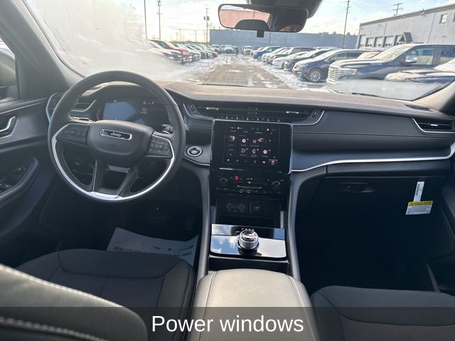 2025 Jeep Grand Cherokee L Laredo - Photo 8