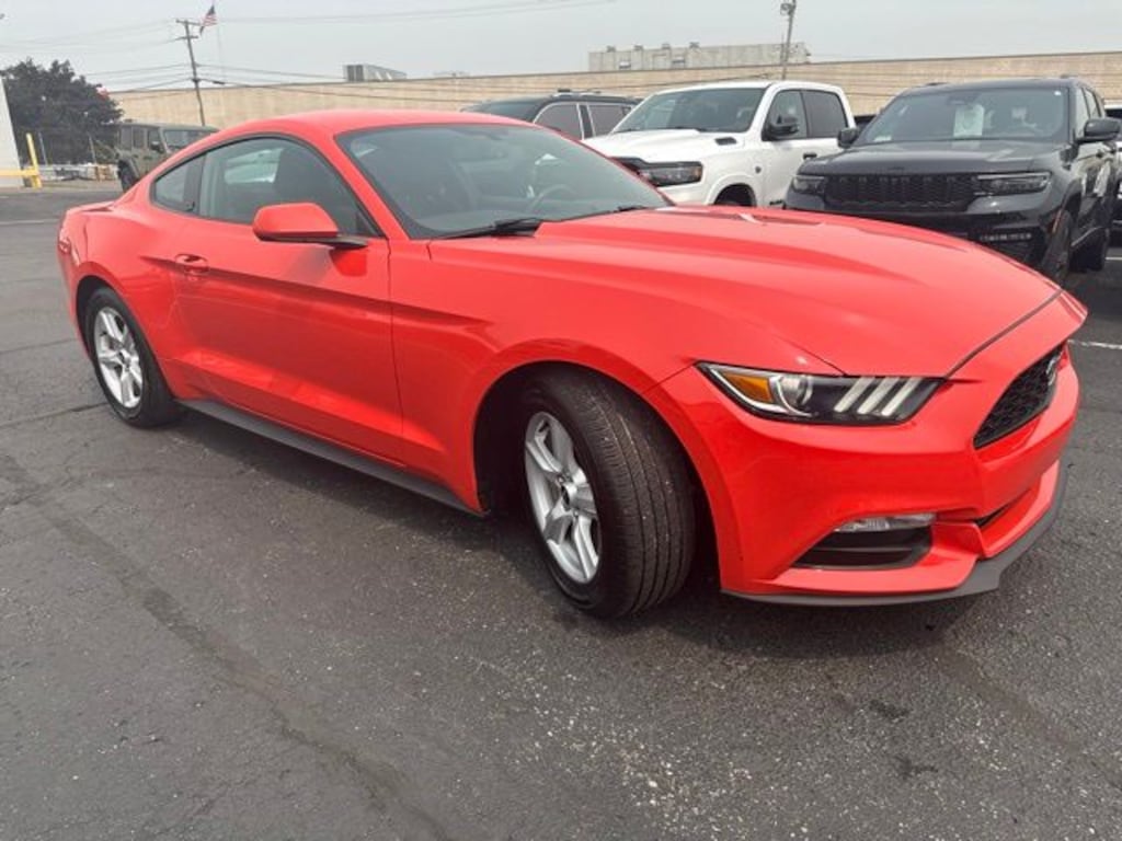 Used 2016 Ford Mustang V6 Coupe