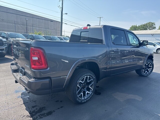 2026 Ram 1500 Laramie photo 4