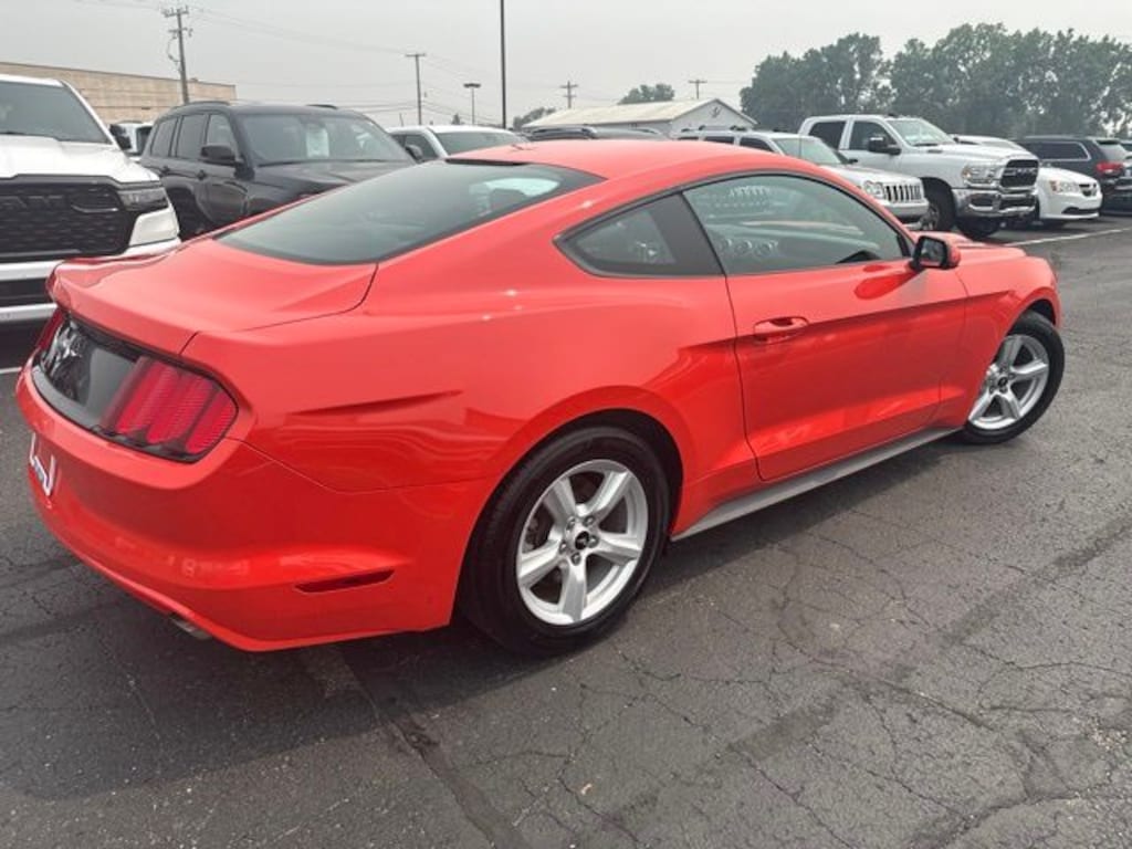 Used 2016 Ford Mustang V6 Coupe
