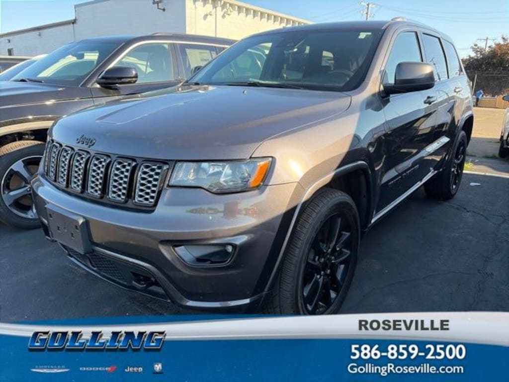 Used 2021 Jeep Grand Cherokee Laredo SUV