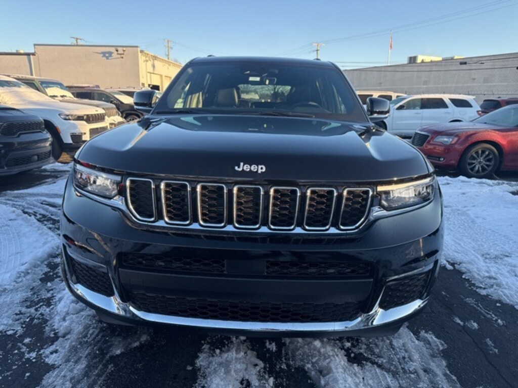 Used 2025 Jeep Grand Cherokee L Limited SUV