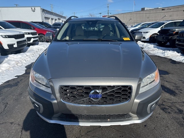 Used 2015 Volvo XC70 Premier with VIN YV440MBK1F1213109 for sale in Roseville, MI