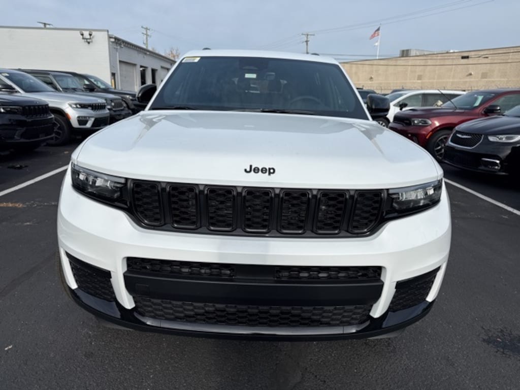 New 2025 Jeep Grand Cherokee L LIMITED 4X4 Sport Utility