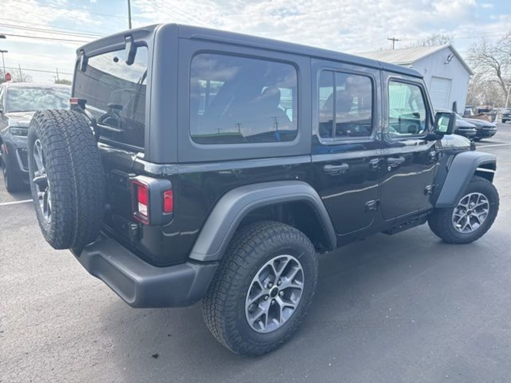 New 2026 Jeep Wrangler 4-DOOR SPORT S Sport Utility