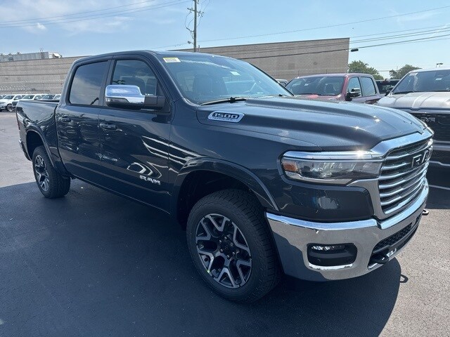 2026 Ram 1500 Laramie photo 3