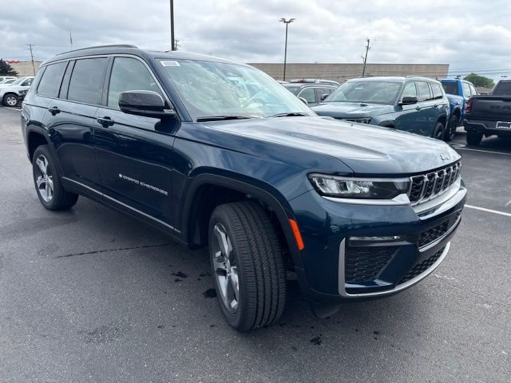New 2026 Jeep Grand Cherokee L L LIMITED 4X4 Sport Utility