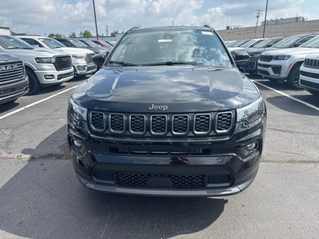 New 2026 Jeep Compass LIMITED ALTITUDE 4X4 Sport Utility