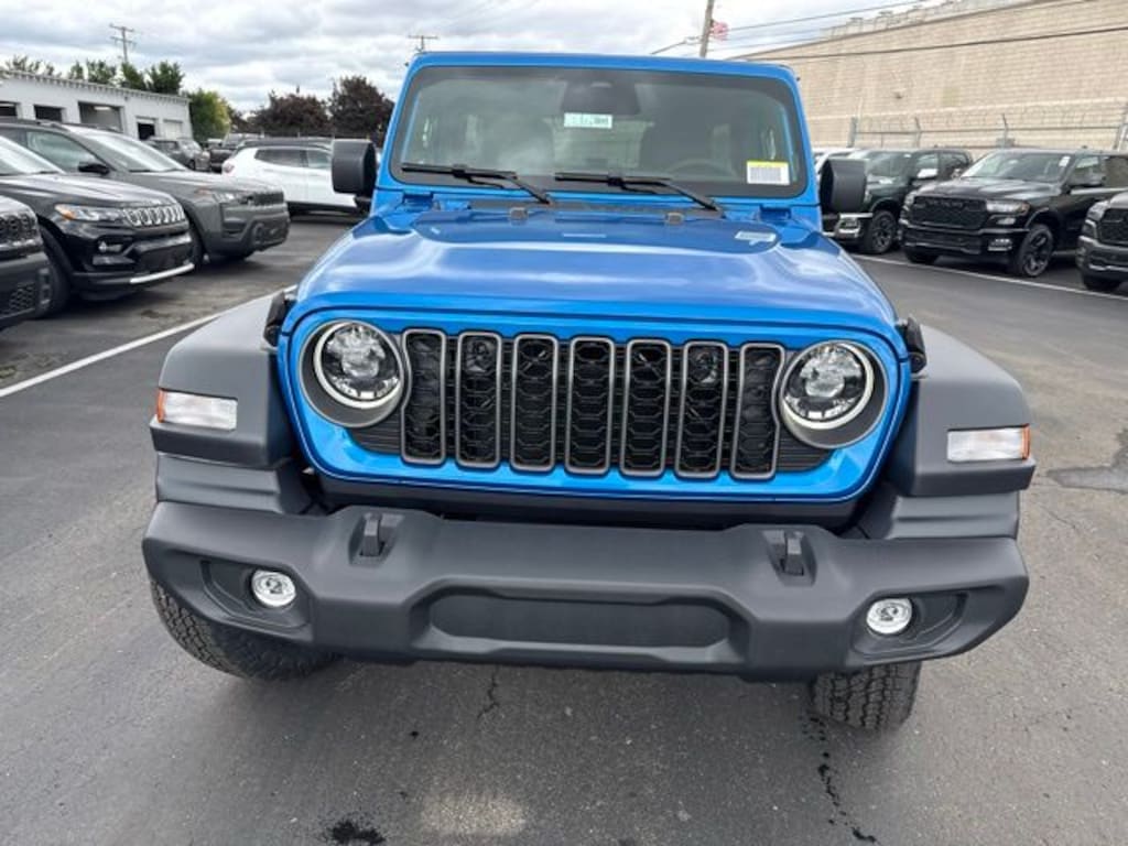 New 2026 Jeep Wrangler 4-DOOR SPORT S Sport Utility