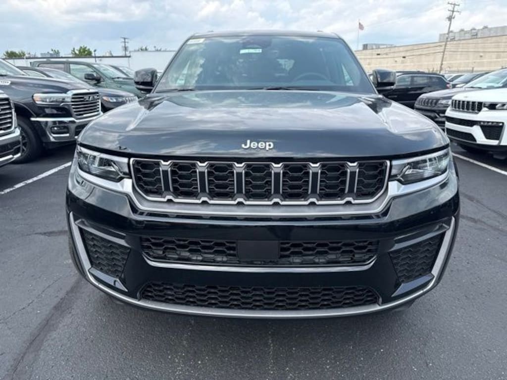 New 2026 Jeep Grand Cherokee LIMITED 4X4 Sport Utility