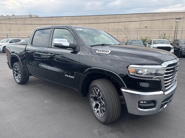 2026 Ram 1500 Laramie photo 3