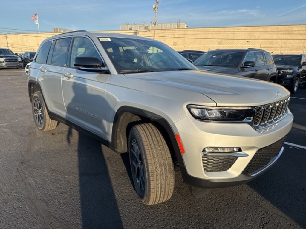 New 2025 Jeep Grand Cherokee LIMITED 4X4 Sport Utility