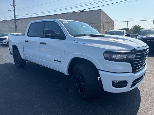 2026 Ram 1500 Laramie photo 3