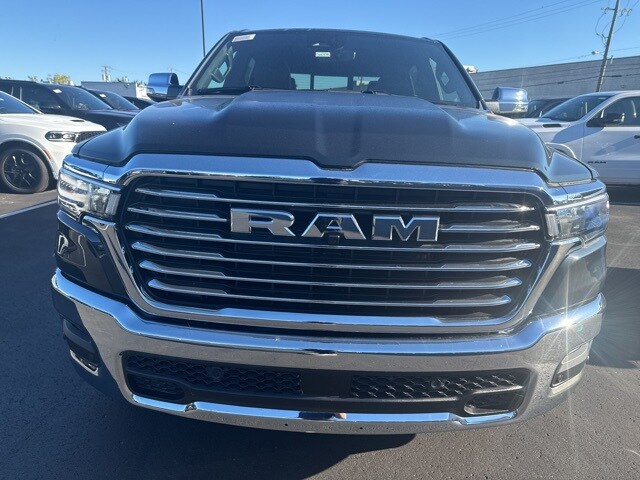 2025 Ram 1500 Laramie photo 2