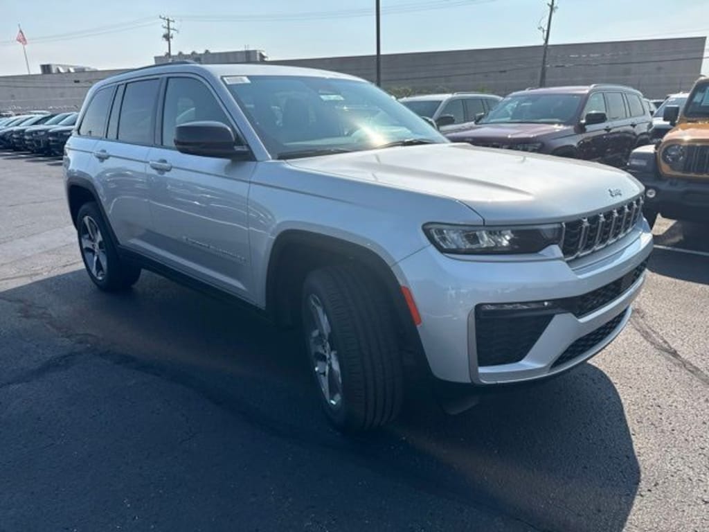 New 2026 Jeep Grand Cherokee LIMITED 4X4 Sport Utility