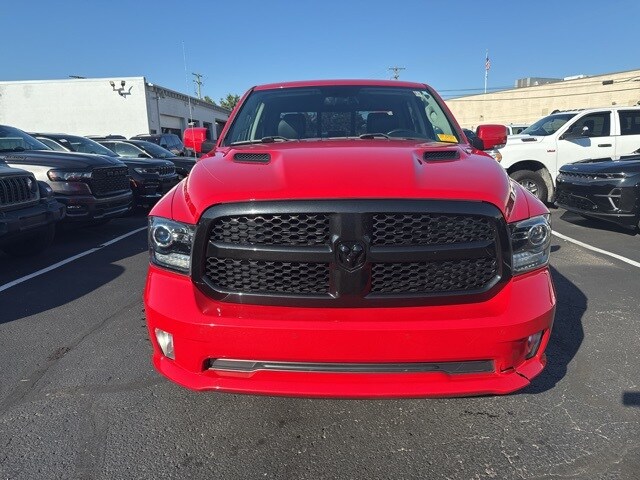 2017 Ram 1500 Sport photo 2