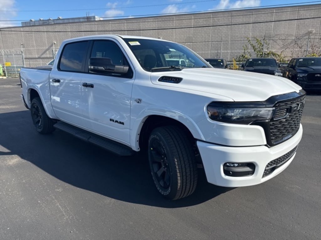 New 2026 Ram 1500 BIG HORN CREW CAB 4X4 5'7 BOX Pickup