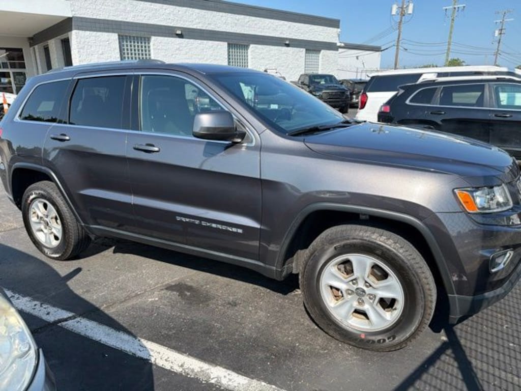 Used 2016 Jeep Grand Cherokee Laredo 4x4 SUV