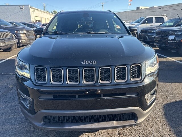 2020 Jeep Compass Limited High Altitude photo 2
