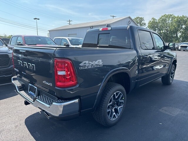 2026 Ram 1500 Laramie photo 4