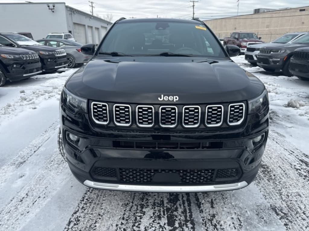 Used 2024 Jeep Compass Limited SUV