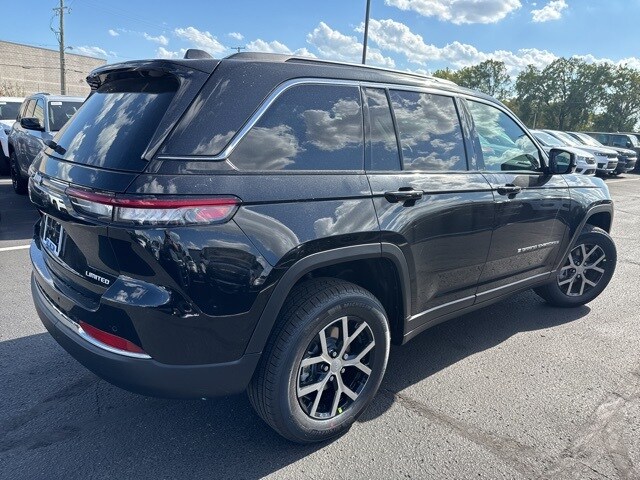 2025 Jeep Grand Cherokee Limited photo 4