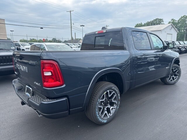 2026 Ram 1500 Laramie photo 4
