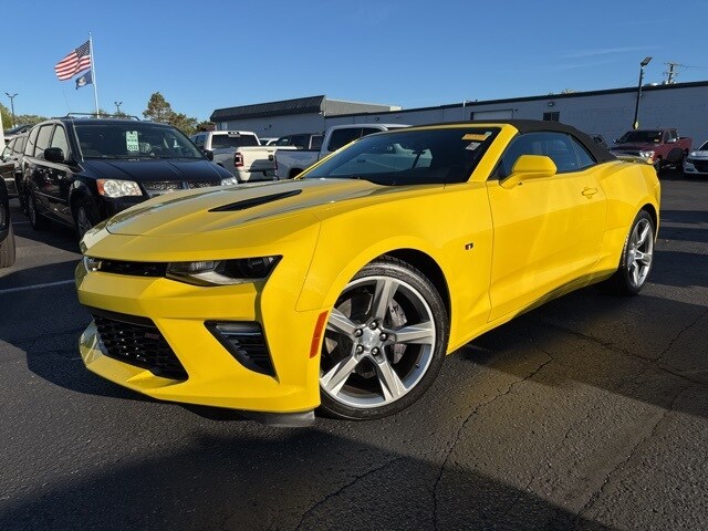 2017 Chevrolet Camaro 1SS photo 2