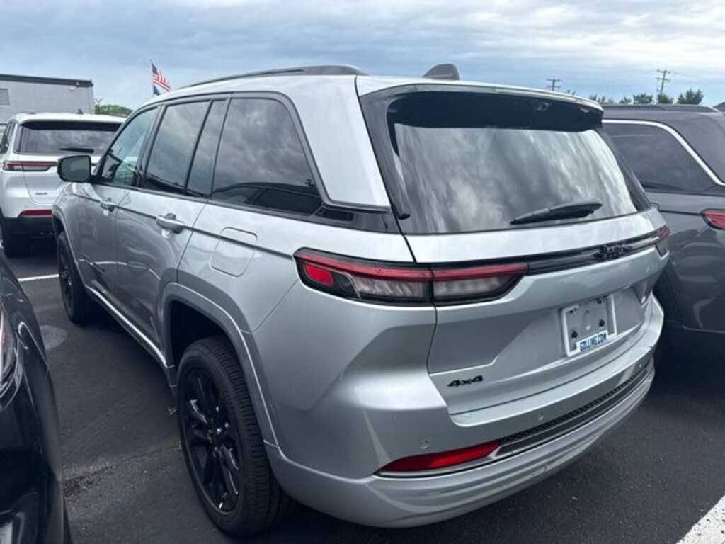 New 2026 Jeep Grand Cherokee LIMITED RESERVE 4X4 Sport Utility