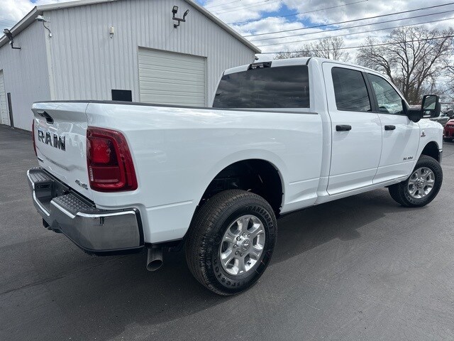 2025 Ram 2500 Big Horn photo 4