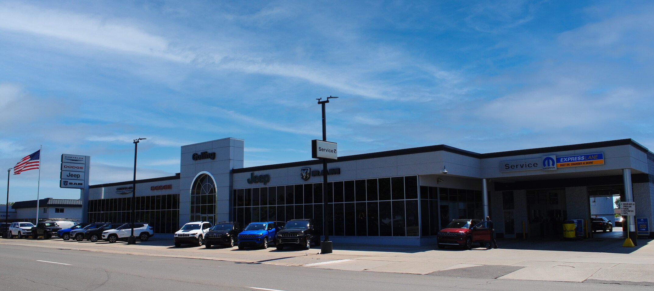 Golling Chrysler Dodge Jeep Ram of Roseville Car Dealership