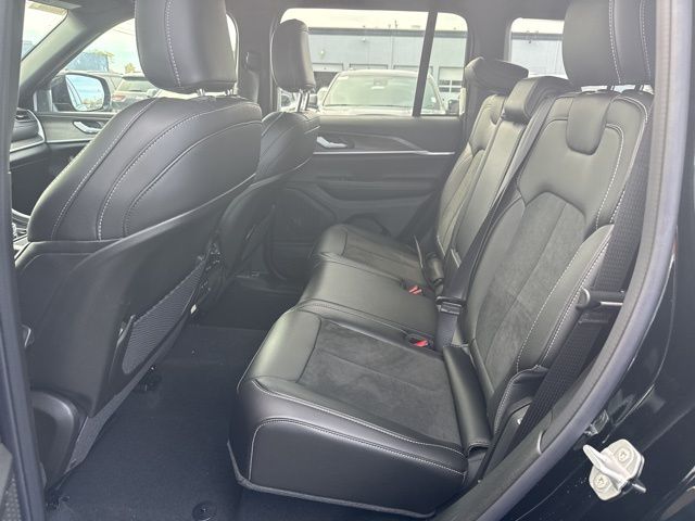 2026 Jeep Grand Cherokee Laredo - Photo 29