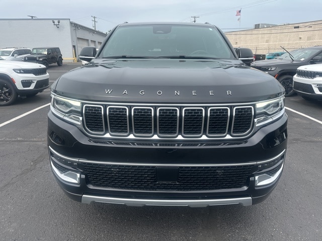 Certified 2022 Jeep Wagoneer Series II with VIN 1C4SJVBT9NS138867 for sale in Roseville, MI