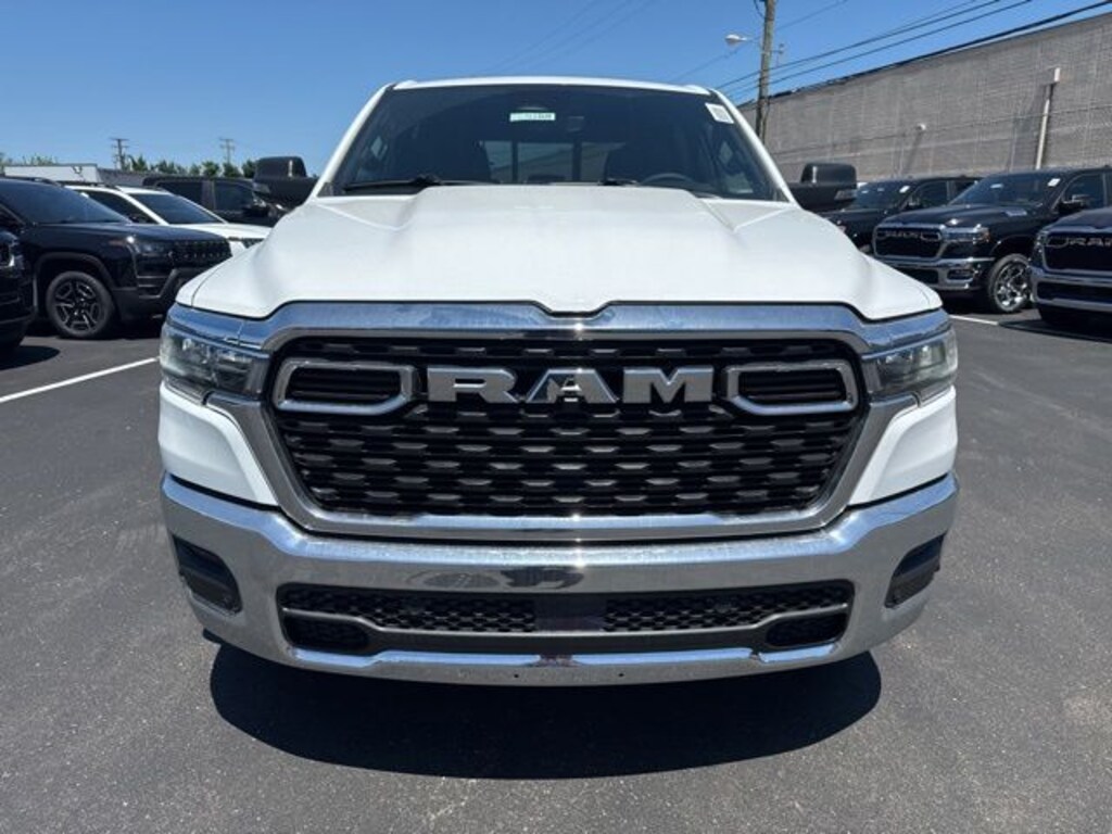 New 2026 Ram 1500 BIG HORN CREW CAB 4X4 5'7 BOX Pickup